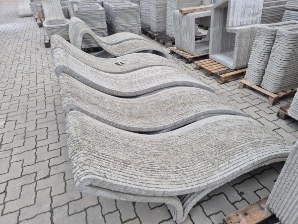 Liegestuhl, diverse Ausführungen (B-Ware)